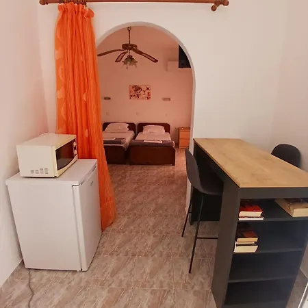 Seva' S * Livadia (Tilos)